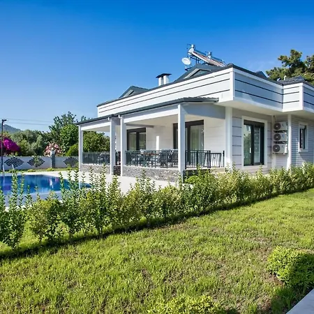 Vilă Minta Suits Kemer